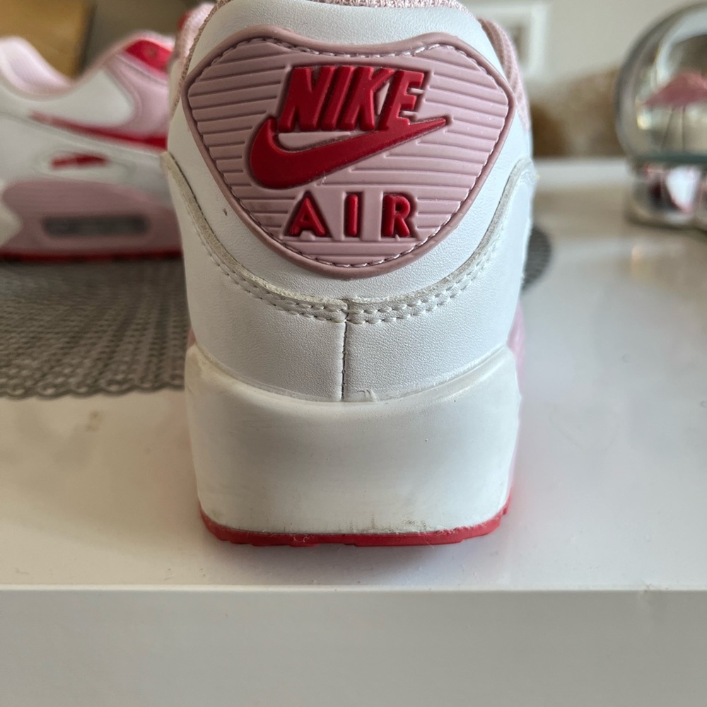 Nike Air Max - Valentine’s Day Edition